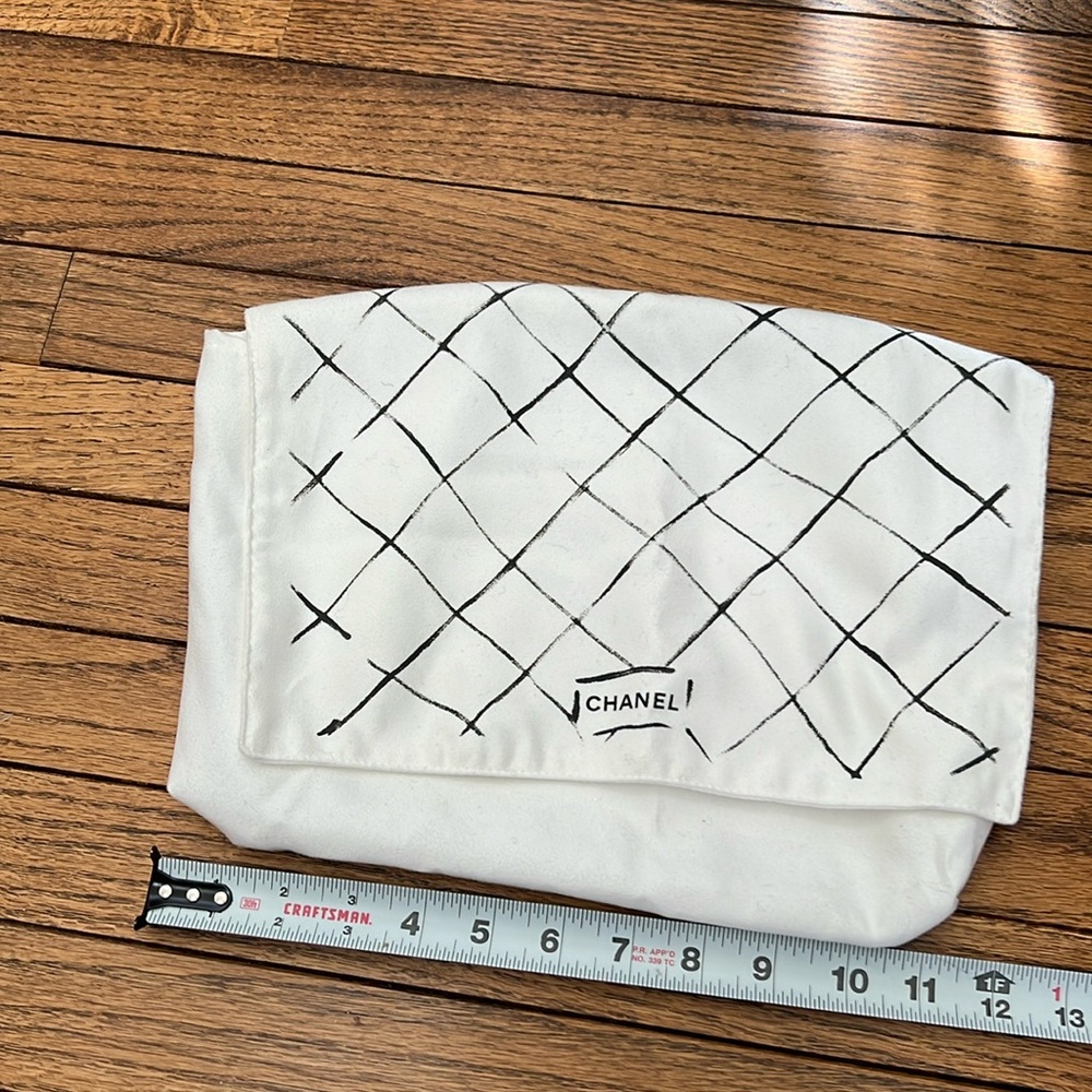 Authentic Chanel dust cover for reissue 226 size or medium classic flap
